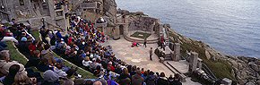 performance at the minack theatre 3 